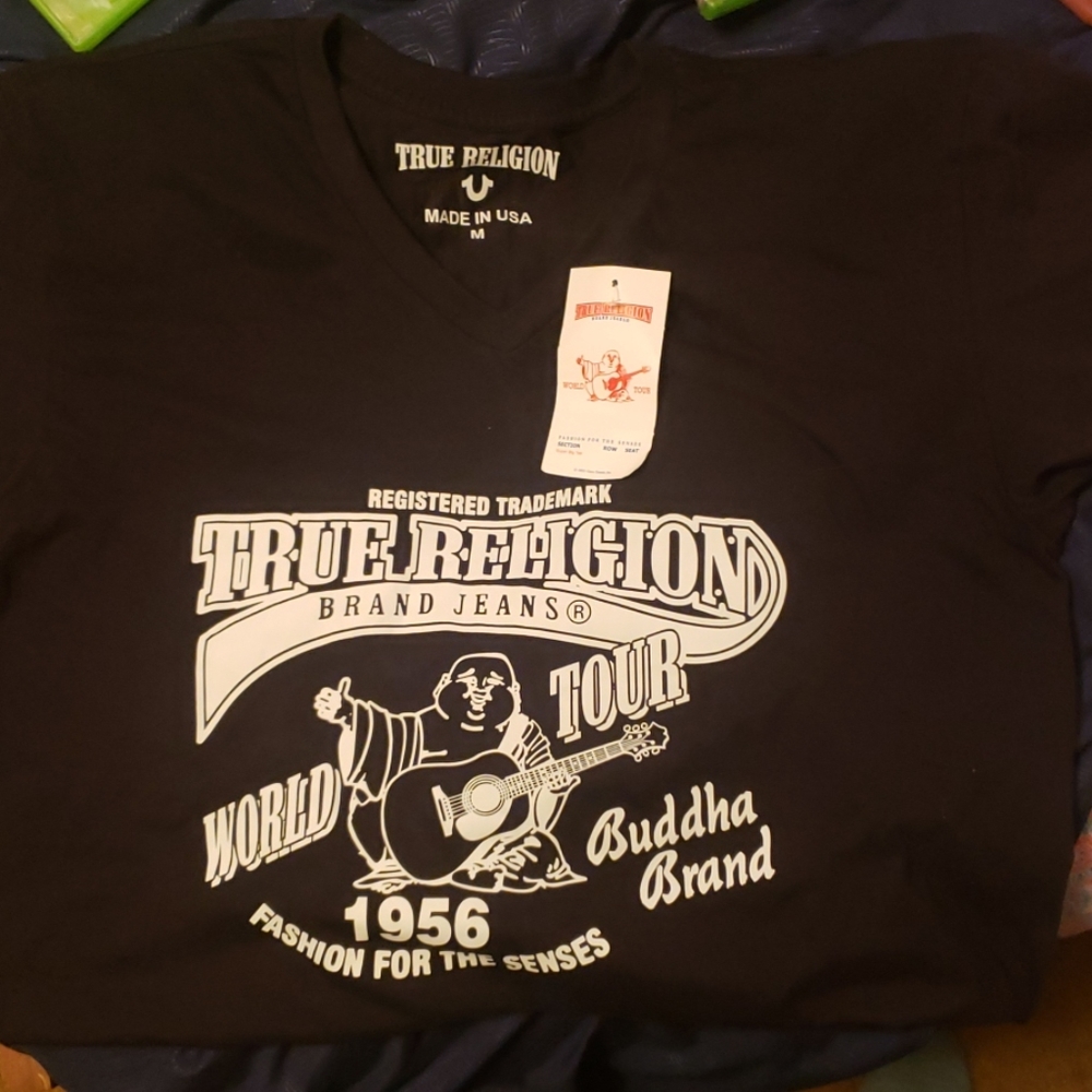 NWT T-Shirt